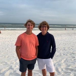 Meet your Posher, Robin